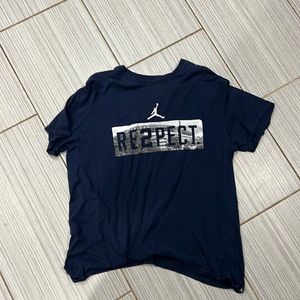 Lightly worn New York yankees jeter respect shirt size Xl
